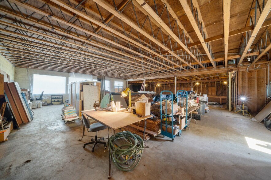 More Photos Of 625 Nehalem Blvd, Wheeler Storefront Retail Residential For Sale