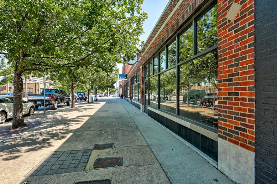 More Photos Of 706-708 W Sheridan Ave, Oklahoma City Office For Lease