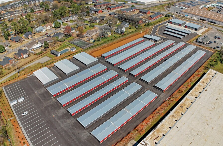 Primary Photo Of 671 S Erwin St, Cartersville Specialty For Sale