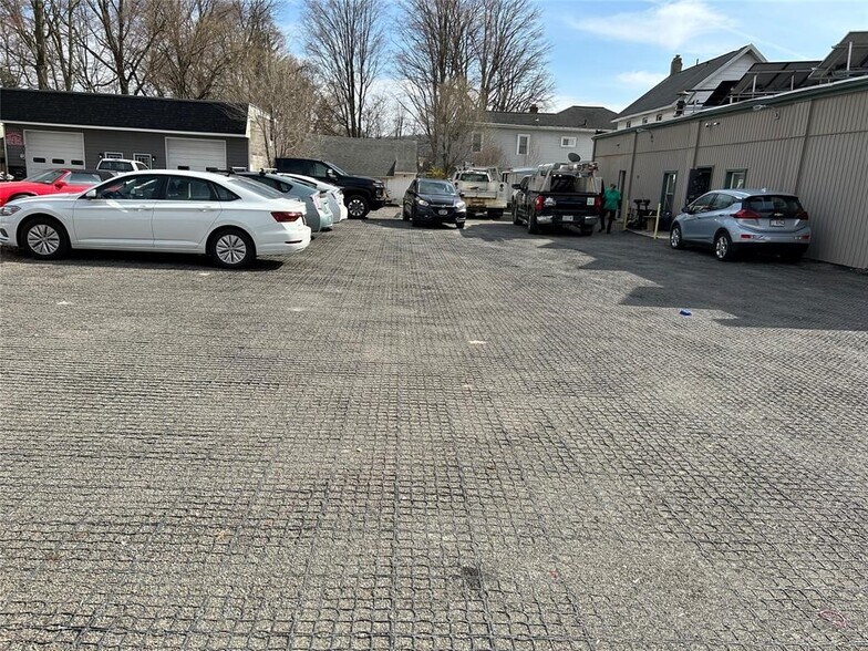 More Photos Of 300 North St, Endicott Warehouse For Sale