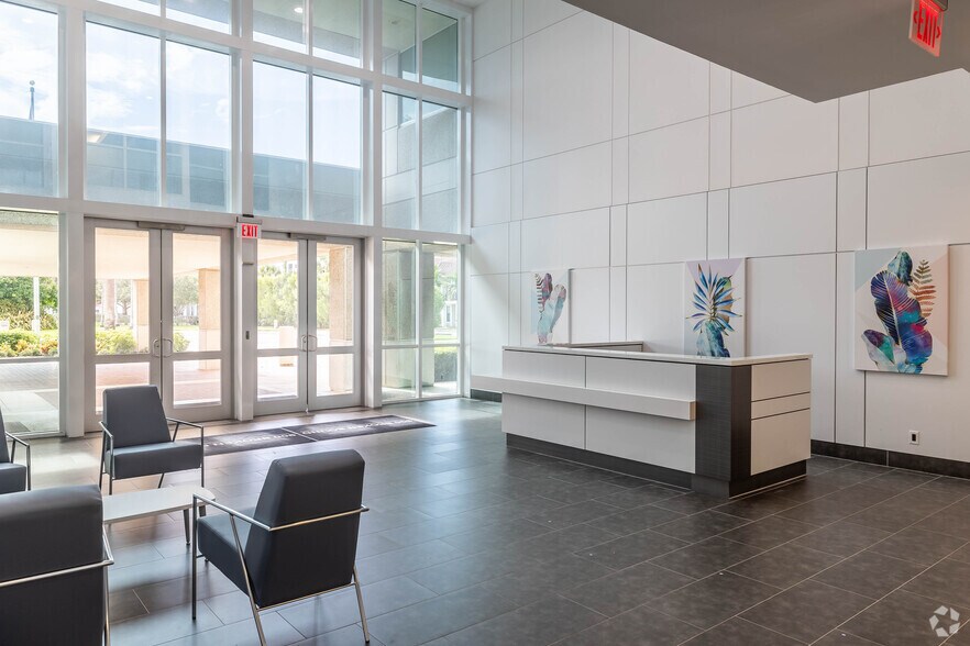 More Photos Of 900 Broken Sound Pky NW, Boca Raton Office For Lease