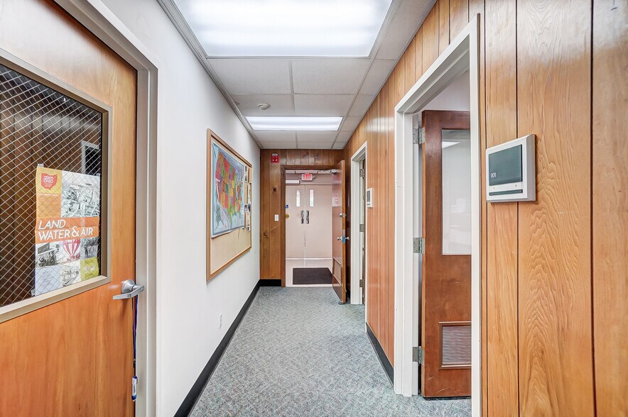 More Photos Of 150 E South College St, Yellow Springs Research And Development For Sale