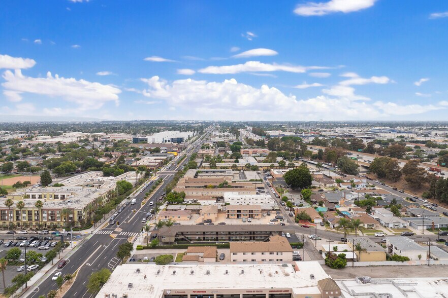 More Photos Of 3301 E Artesia Blvd, Long Beach Multifamily For Sale