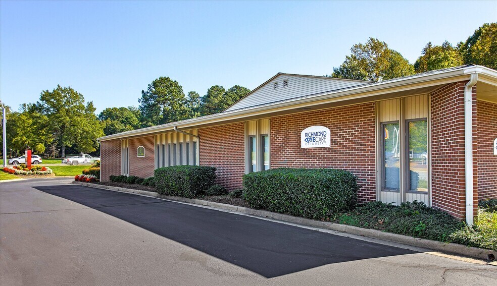 More Photos Of 1770 N Parham Rd, Richmond Office For Lease