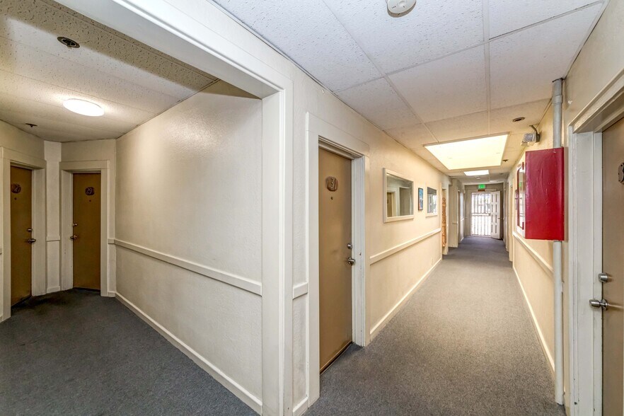 More Photos Of 325-329 E 1st St, Los Angeles Hotel For Sale