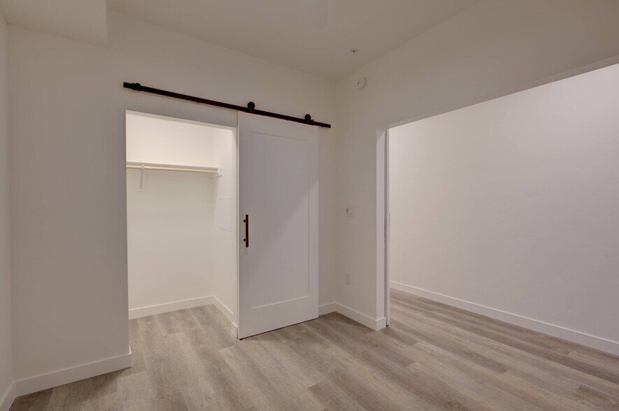 More Photos Of 1775 S Pearl St, Denver Apartments For Sale