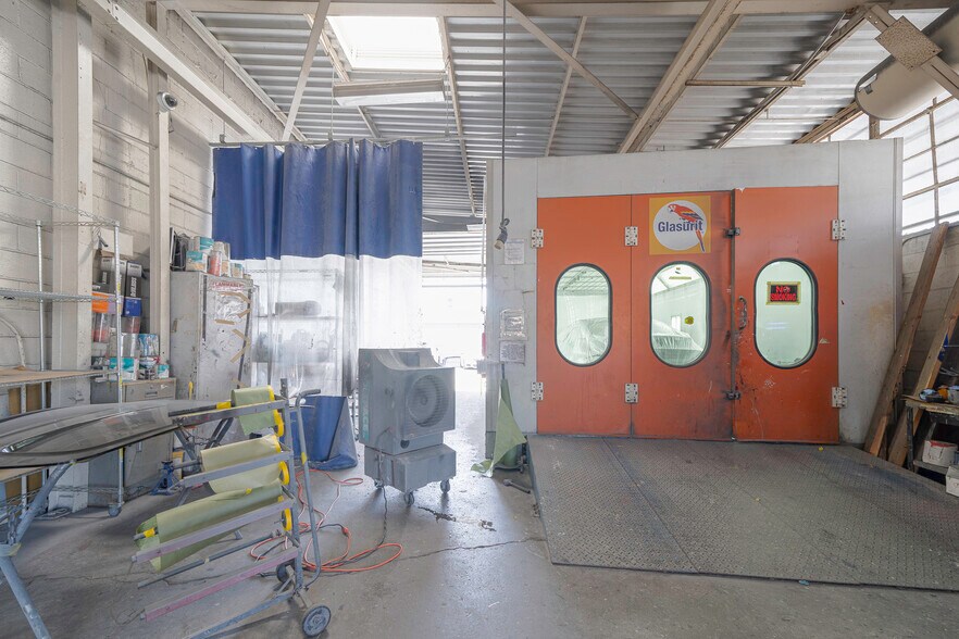 More Photos Of 2501 Tyler Ave, El Monte Warehouse For Sale