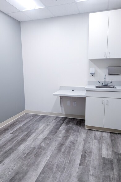 More Photos Of 14615 San Pedro Ave, San Antonio Medical For Lease