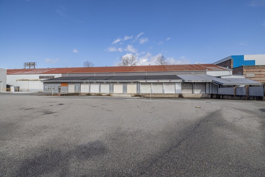Primary Photo Of 8410 Main St, Vancouver Warehouse For Lease