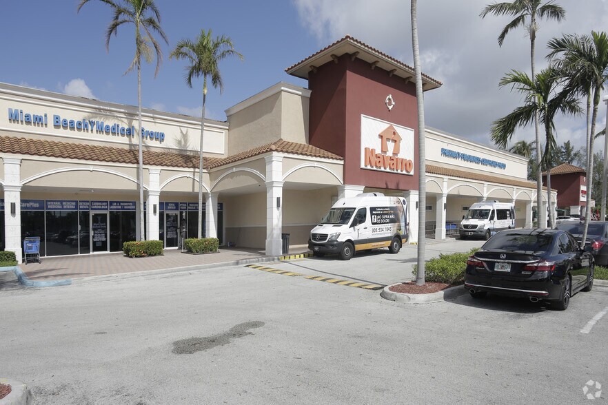 More Photos Of 13130-13302 Biscayne Blvd, North Miami General Retail For Lease