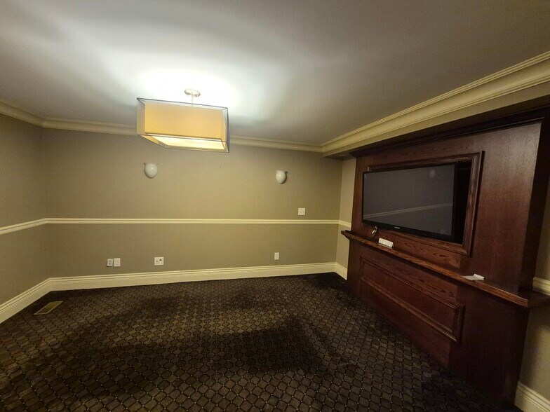 More Photos Of 5895 Goodrich Rd, Clarence Center Office For Sale