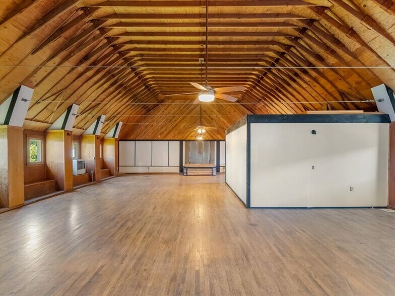 More Photos Of 11943 Main St, Fort Jones General Retail For Sale