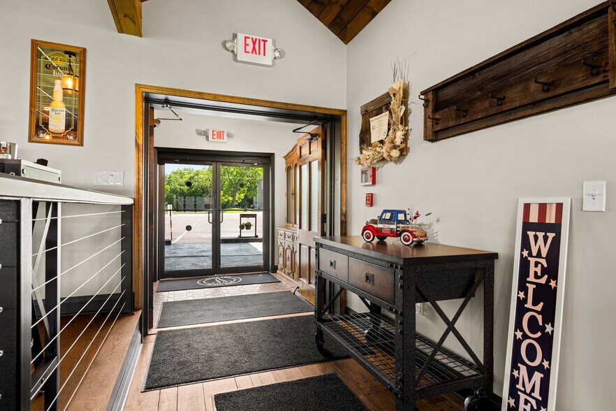 More Photos Of 2943 Upper Mountain Rd, Sanborn Restaurant For Sale