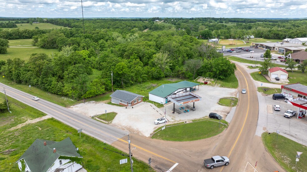 More Photos Of 900 Highway 42, Iberia Freestanding For Sale