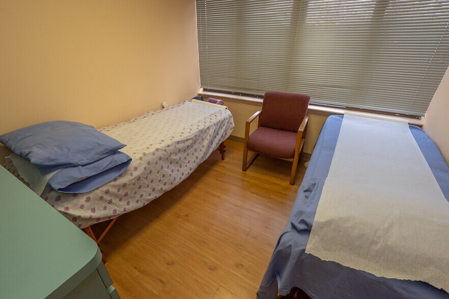 More Photos Of 622 Georges Rd, North Brunswick Medical For Sale