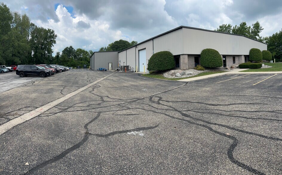 More Photos Of 2921 Lavanture Pl, Elkhart Manufacturing For Sale