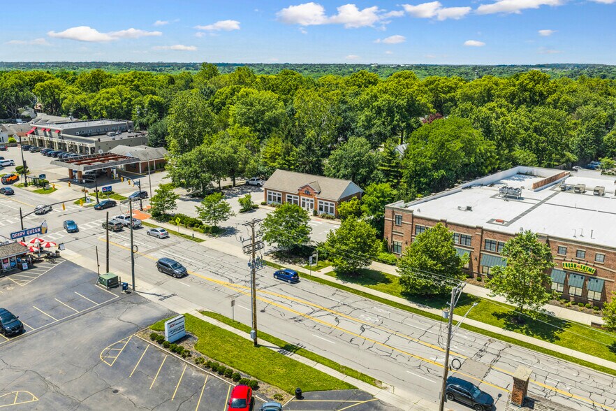 More Photos Of 923 N High St, Worthington Bank For Sale