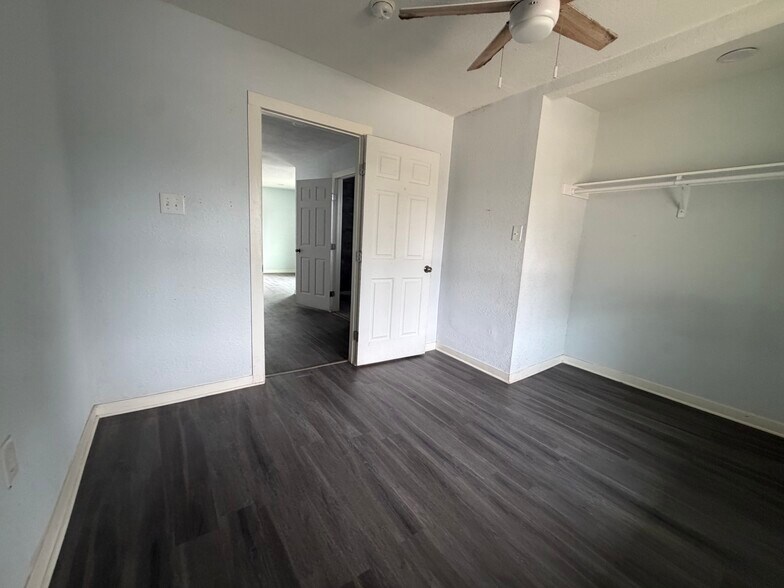 More Photos Of 101 Stanley Ct, San Antonio Multifamily For Sale