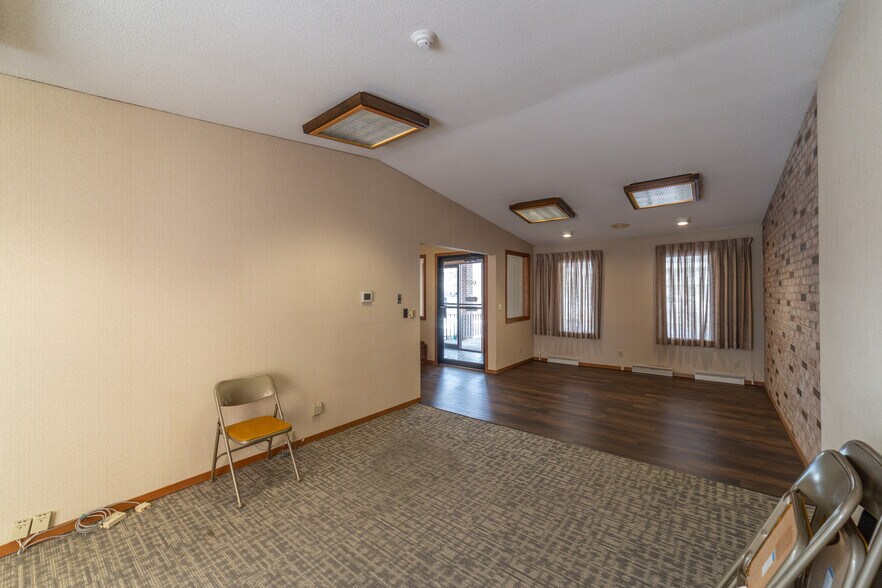 More Photos Of 605 Scott St, Wausau Office For Sale