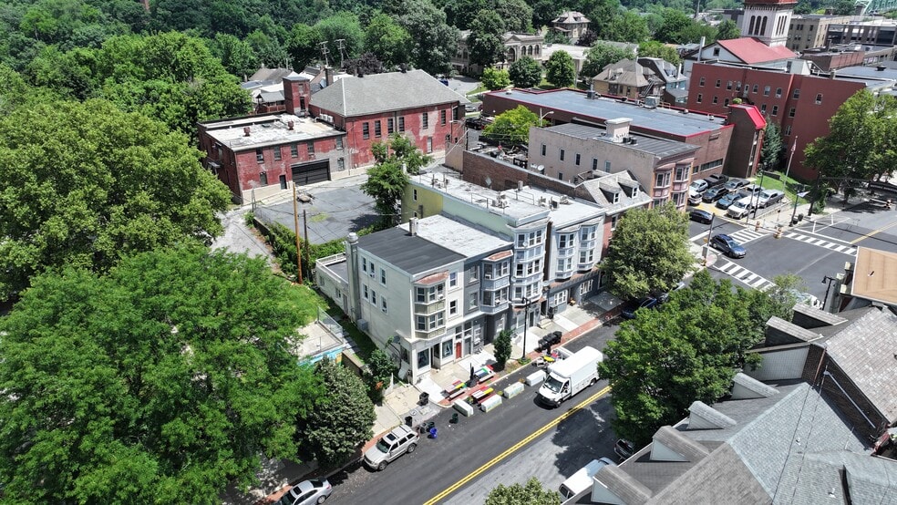 More Photos Of 607-609 Northampton St, Easton Apartments For Sale
