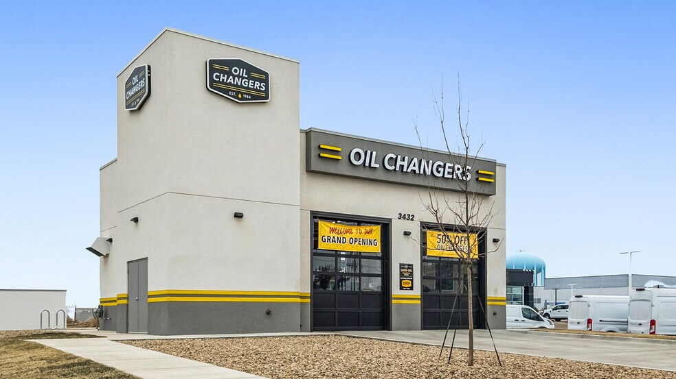 Primary Photo Of 3432 Soncy rd, Amarillo Auto Repair For Sale