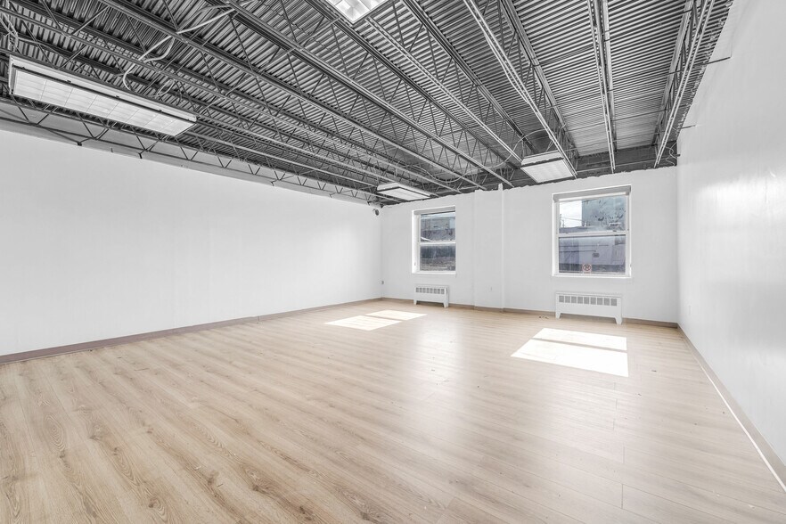 More Photos Of 8113-8115 Fenton St, Silver Spring Office For Lease