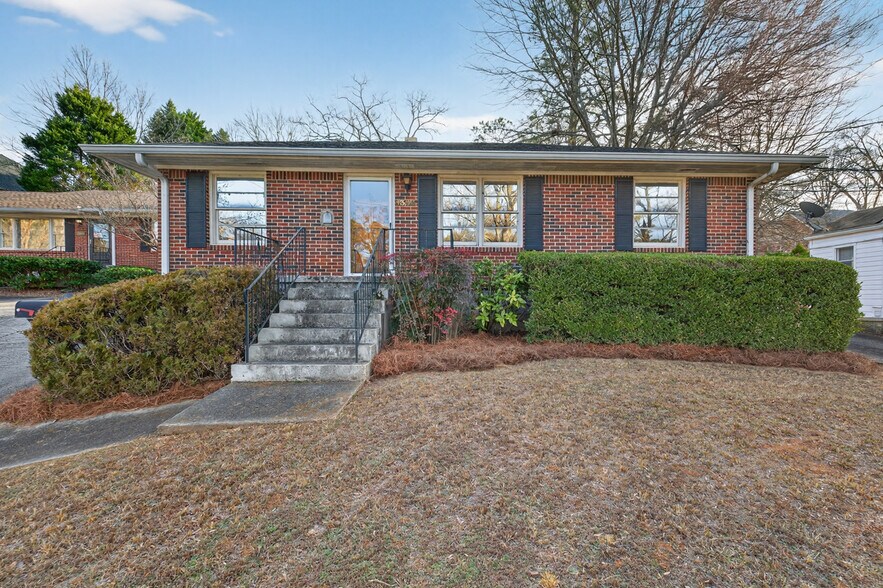 More Photos Of 1393 Church St, Decatur Office Residential For Sale