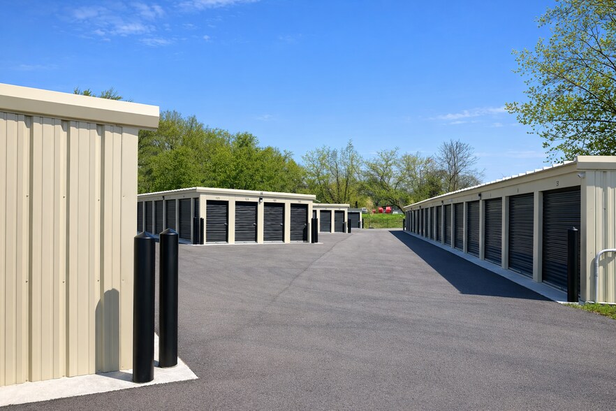 More Photos Of 353 E First St, Fennville Self Storage For Sale