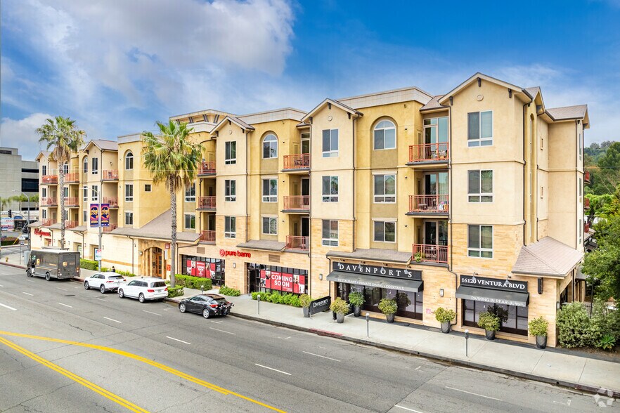 More Photos Of 16110 Ventura Blvd, Encino Apartments For Lease