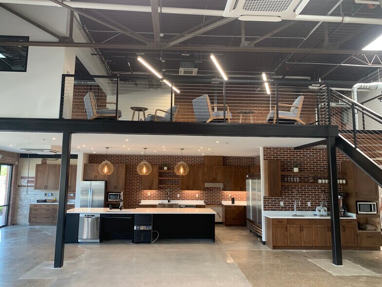 More Photos Of 812 E 12th St, Chattanooga Distribution For Lease