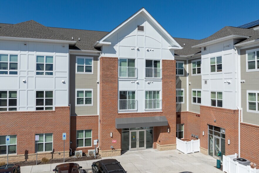 More Photos Of 2000 Rock Spring Rd, Forest Hill Apartments For Lease