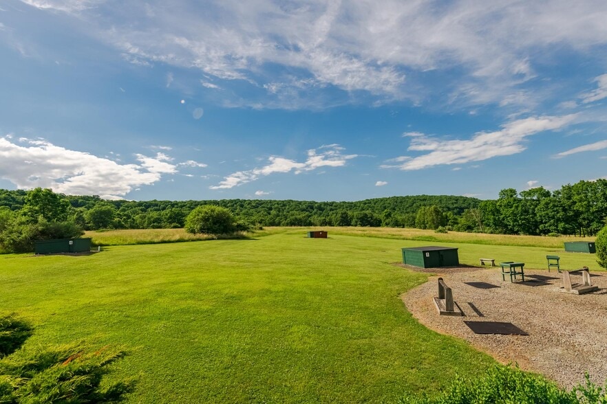 More Photos Of 175 Decoverly Lane, Falls Specialty For Sale