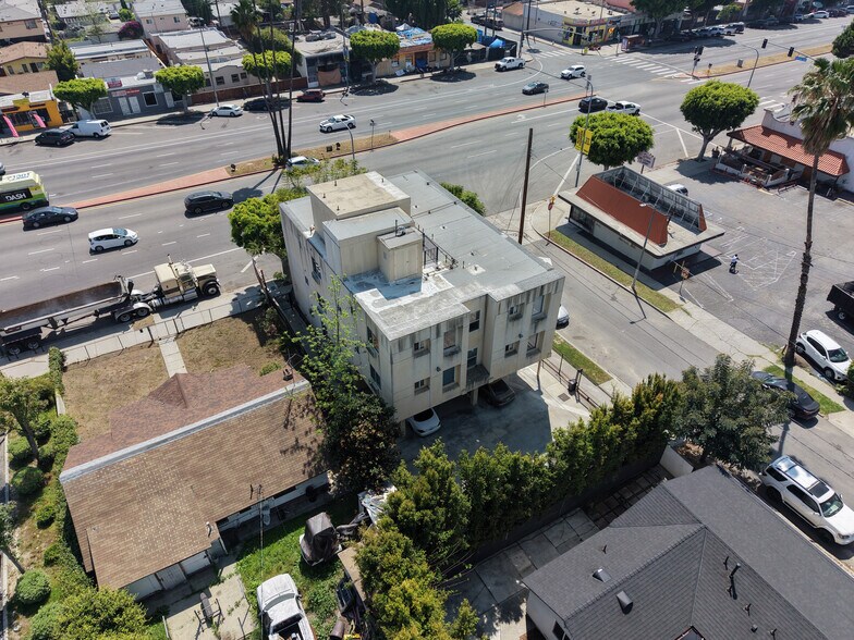 More Photos Of 5073 Huntington Dr N, Los Angeles Apartments For Sale