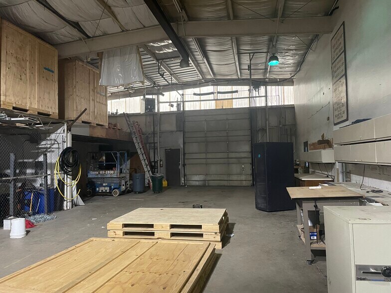 More Photos Of 6901 W Okmulgee Ln, Muskogee Warehouse For Sale
