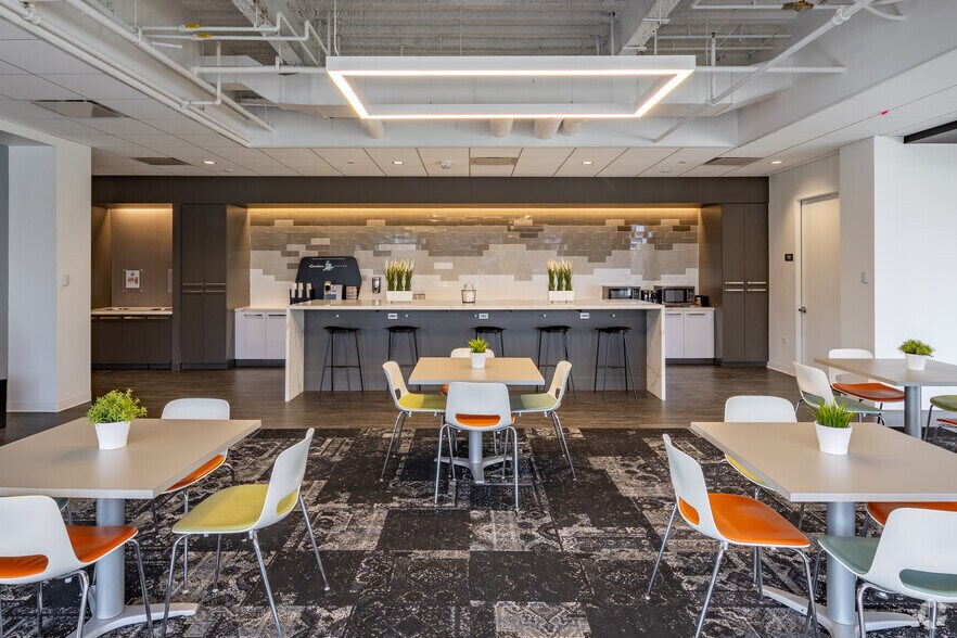 More Photos Of 1500 McConnor Pky, Schaumburg Office For Lease