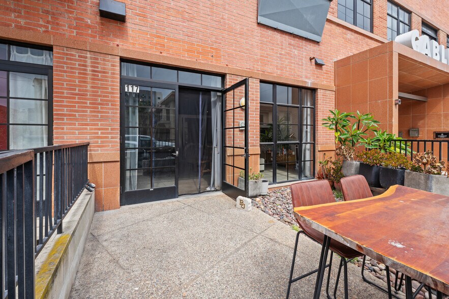 More Photos Of 3940 7th Ave, San Diego Office For Sale