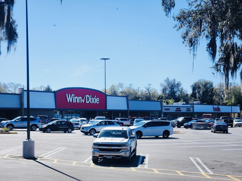 Primary Photo Of 333 E Highland Blvd, Inverness Unknown For Lease