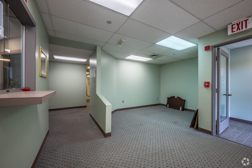 More Photos Of 1301 Grandview Ave, Pittsburgh Office For Sale