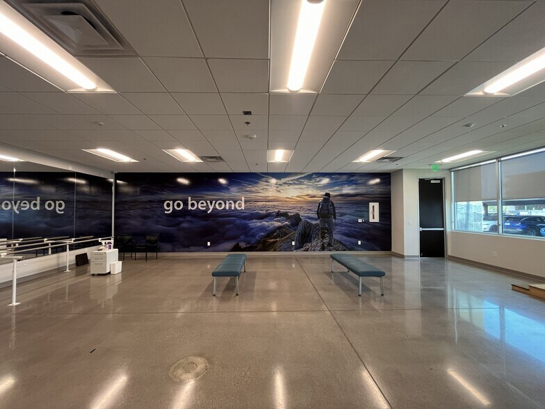 More Photos Of 2425 S Stearman Dr, Chandler Office For Lease