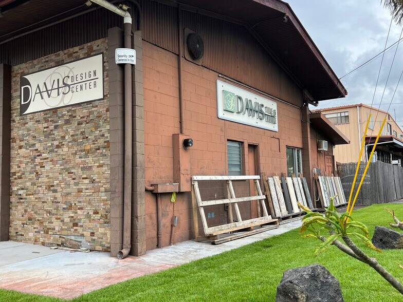 More Photos Of 74-5520 Kaiwi St, Kailua Kona Warehouse For Sale