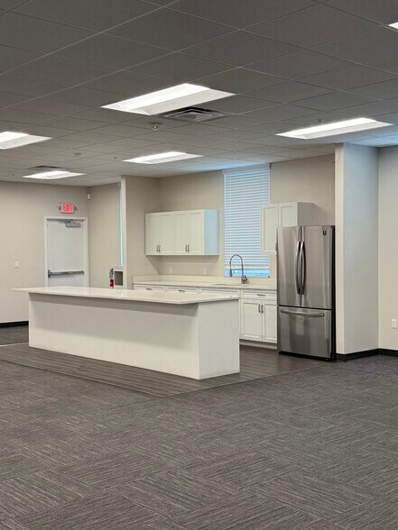 More Photos Of 11541 Trinity Blvd, Trinity Office For Lease