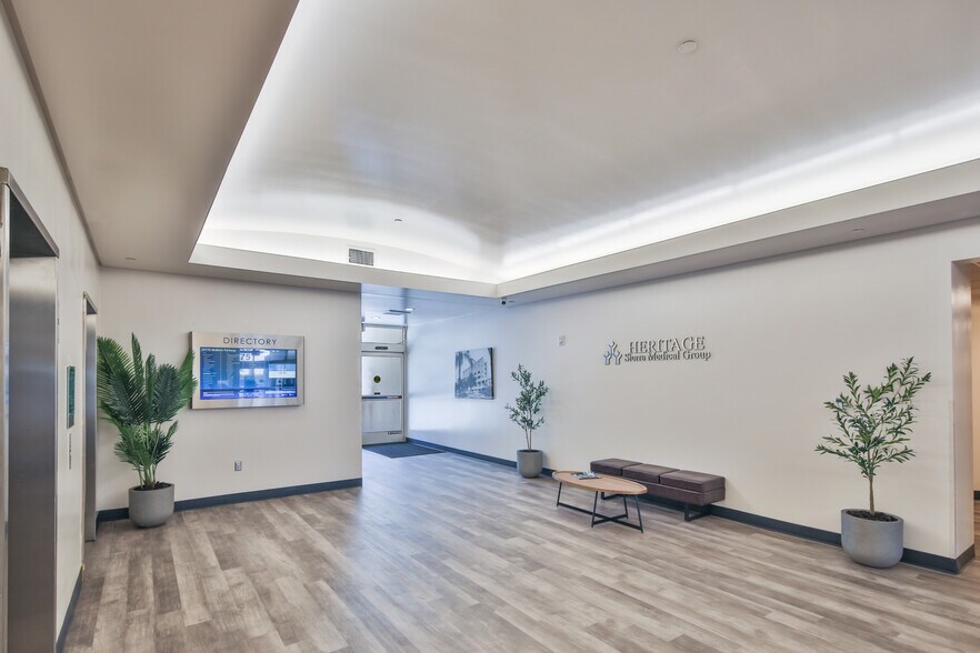 More Photos Of 25775 McBean Pky, Valencia Medical For Lease