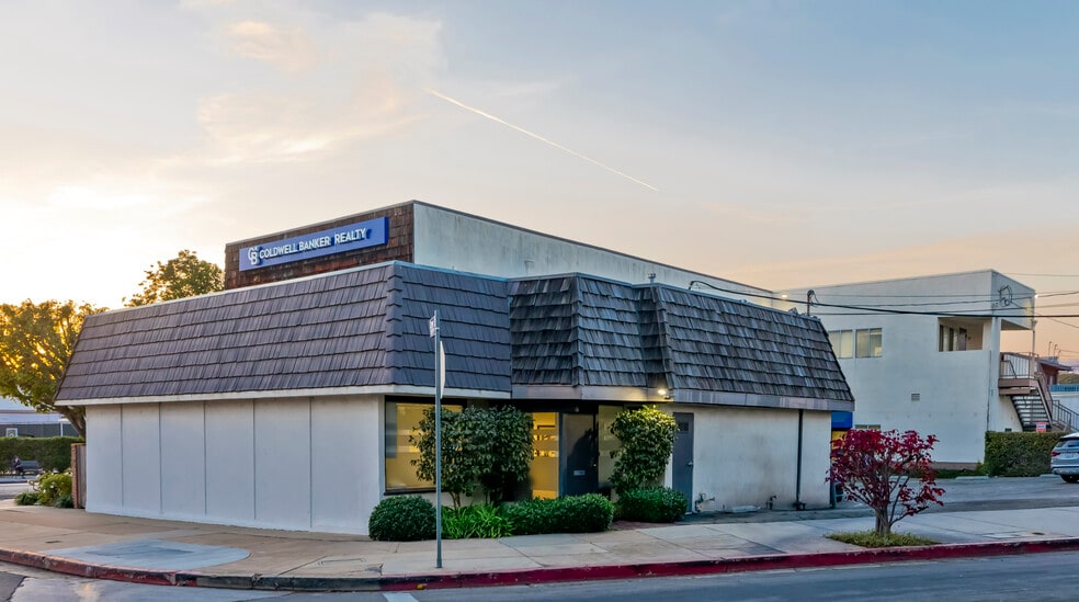 More Photos Of 15101 W Sunset Blvd, Pacific Palisades Freestanding For Sale