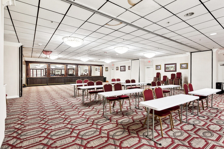 More Photos Of 3400 Service Rd, Metairie Hotel For Sale