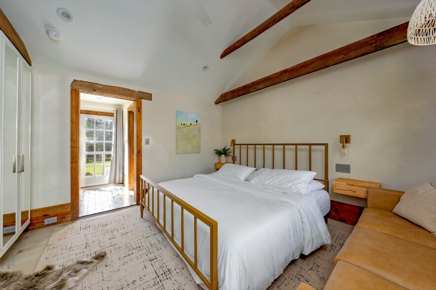 More Photos Of 182 Woodberry Rd Sw, Meadows Of Dan Hotel For Sale