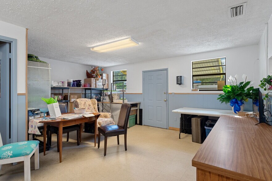 More Photos Of 7805 S Florida Ave, Floral City Freestanding For Sale