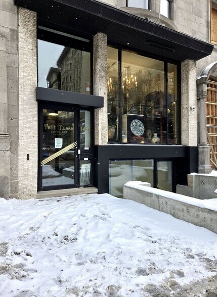 More Photos Of 1494 Rue Sherbrooke O, Montréal Storefront Retail Office For Sale