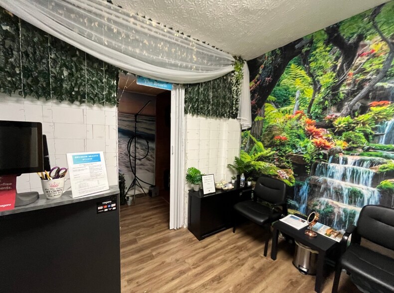 More Photos Of 7800 Cooper Rd, Montgomery Medical For Lease