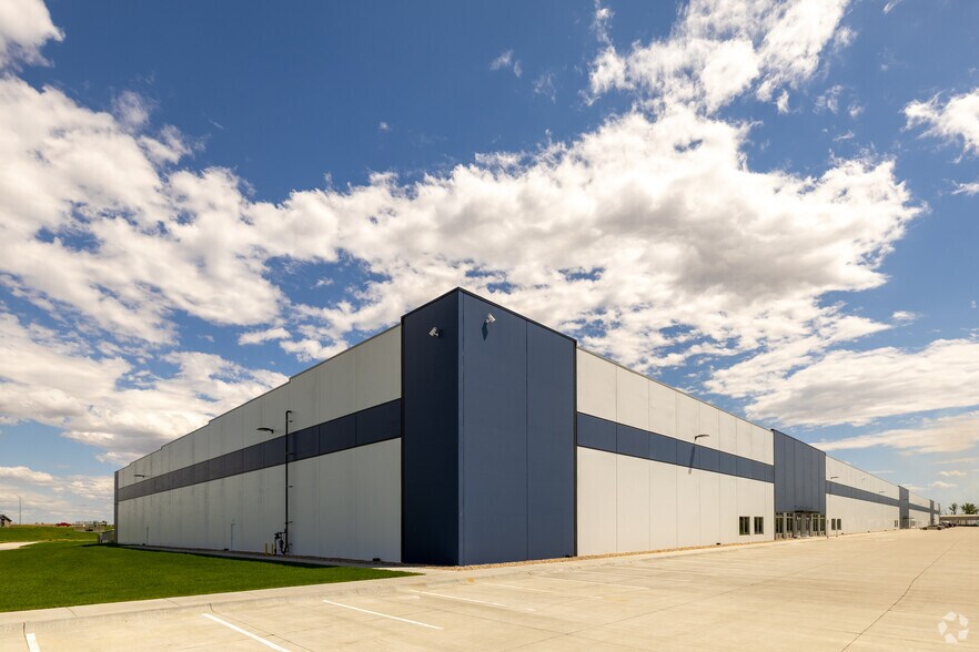 Primary Photo Of 2441 River Rd, Council Bluffs Distribution For Lease
