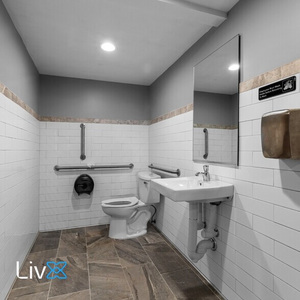 More Photos Of 1090 Route 22, Lebanon Restaurant For Sale